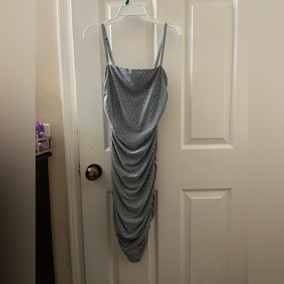 Body con dress - Picture 2 of 2